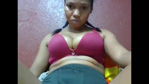 loveinlife750427 online show from March 7, 4:48 pm