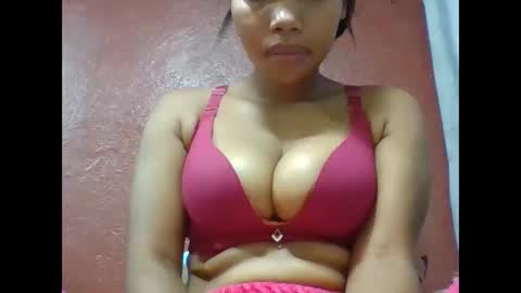 loveinlife750427 online show from March 14, 3:56 am