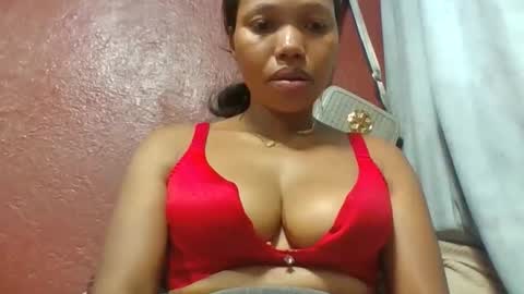 loveinlife750427 online show from April 14, 5:13 am