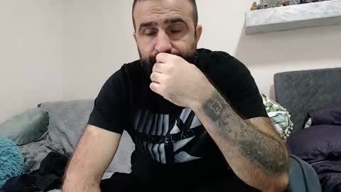 loveivat80 online show from December 8, 10:41 am