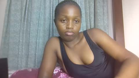 lovelbrownie online show from October 3, 7:44 pm