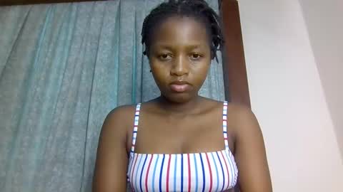 lovelbrownie online show from October 26, 9:26 am