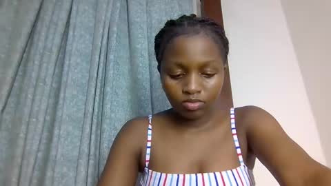 lovelbrownie online show from November 10, 6:18 pm