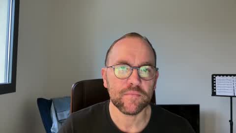 Snapshot of lovelick007 chatting on December 19, 9:40 am lovelick007 online show from December 19, 9:40 am