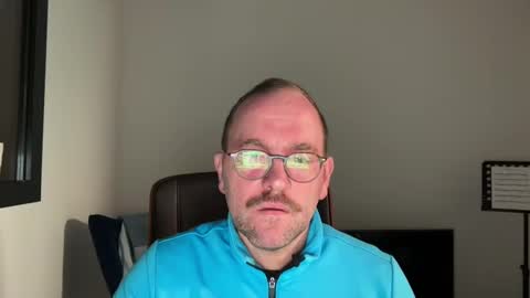 Snapshot of lovelick007 chatting on December 20, 11:10 am lovelick007 online show from December 20, 11:10 am