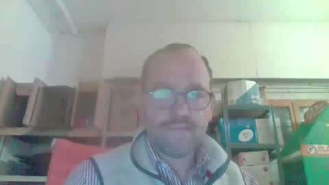 Snapshot of lovelick007 chatting on February 11, 9:42 am lovelick007 online show from February 11, 9:42 am