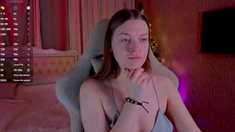 Laura online show from December 28, 1:38 pm