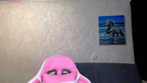 Snapshot of lovelly_molly chatting on February 27, 9:09 am Molly online show from February 27, 9:09 am