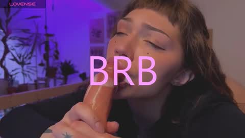 Elsa online show from September 14, 1:54 pm