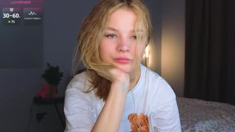 Jenny online show from January 7, 8:03 am