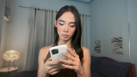 Snapshot of lovely_briana1 chatting on June 6, 6:23 pm BABY BRIANA online show from June 6, 6:23 pm