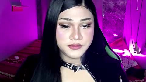 Snapshot of lovely_coleen chatting on November 24, 1:11 pm lovely_coleen online show from November 24, 1:11 pm