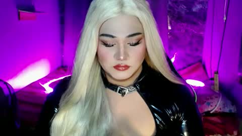 Snapshot of lovely_coleen chatting on November 29, 6:22 pm lovely_coleen online show from November 29, 6:22 pm