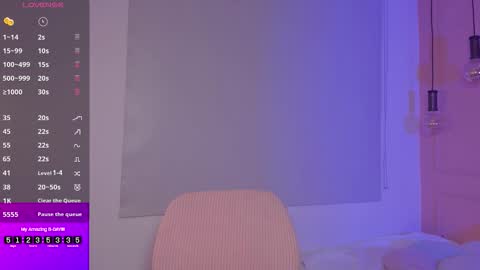 Emma online show from October 1, 1:06 pm