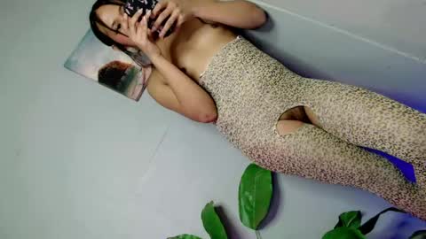 Snapshot of lovely_felicity chatting on June 5, 6:52 am lovely_felicity online show from June 5, 6:52 am