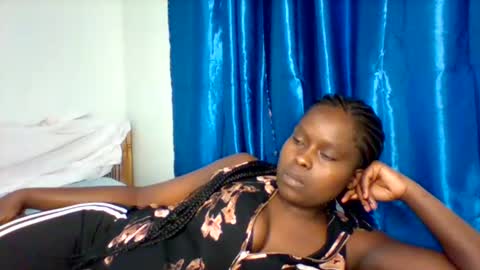 Snapshot of lovely_goodness chatting on January 14, 12:14 pm enid online show from January 14, 12:14 pm