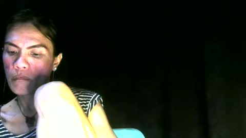Snapshot of lovely_manificent4u chatting on July 1, 1:02 pm Lest online show from July 1, 1:02 pm