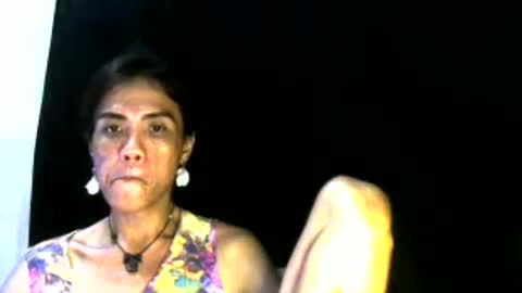 Snapshot of lovely_manificent4u chatting on July 20, 10:39 am Lest online show from July 20, 10:39 am