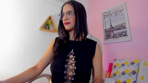 Snapshot of lovely_oliviaa chatting on August 1, 12:04 pm Olivia online show from August 1, 12:04 pm