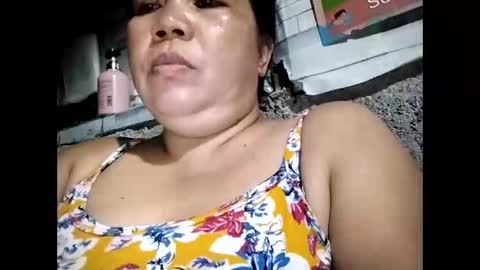 lovely_orchid online show from November 25, 9:20 am