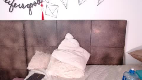 Hi guys online show from January 3, 6:24 pm