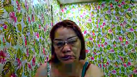 Snapshot of lovelyasiancutie chatting on May 10, 10:04 pm lovelyasiancutie online show from May 10, 10:04 pm