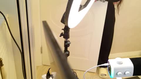 Snapshot of lovelybeatricee chatting on March 4, 6:41 am Beatrice online show from March 4, 6:41 am