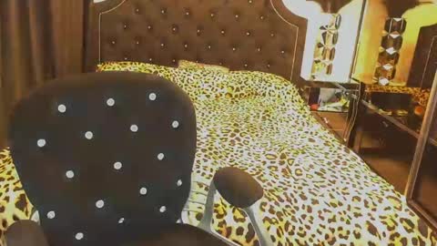 Snapshot of lovelyblondyxxx chatting on April 30, 7:31 pm PrAllinXXXa online show from April 30, 7:31 pm