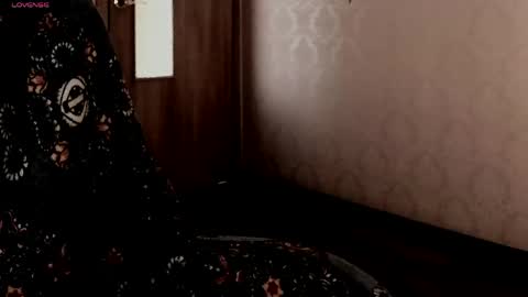 Anelana online show from March 27, 3:01 am