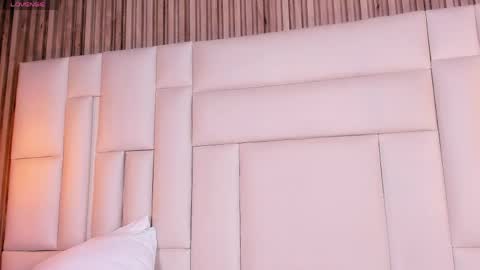 Lovely online show from April 16, 9:39 pm