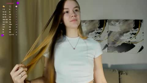 lovelygracee online show from September 8, 4:17 pm