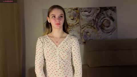 lovelygracee online show from November 22, 2:16 pm