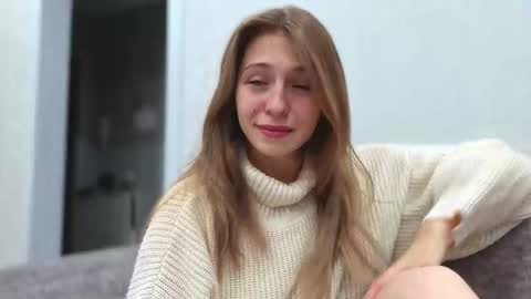 Kate only online show from September 21, 3:02 pm