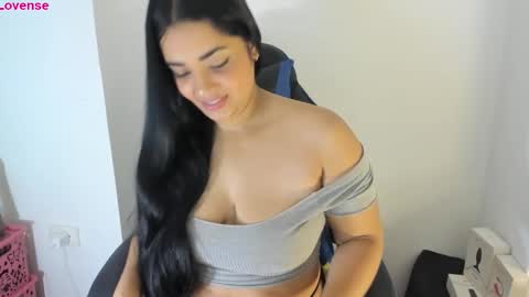 Kendall  online show from February 28, 8:37 am