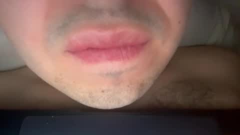 Snapshot of lovelykizz chatting on October 27, 1:53 am lovelykizz online show from October 27, 1:53 am