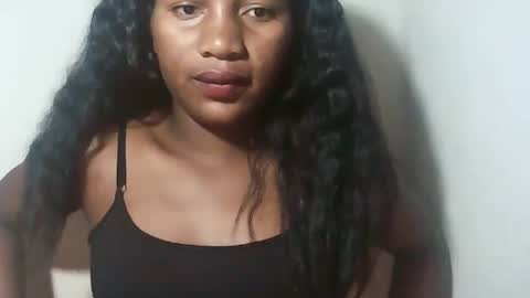 lovelylarra online show from March 2, 11:11 pm