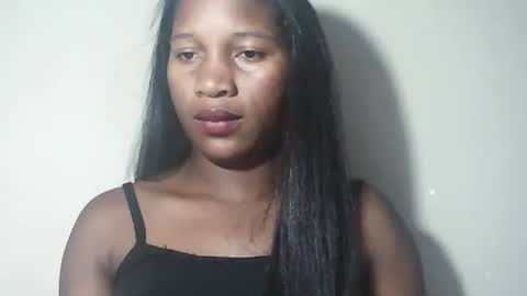 lovelylarra online show from April 9, 9:42 pm