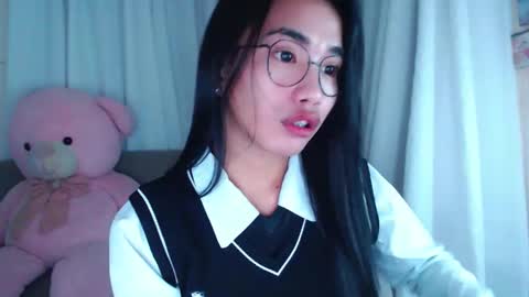 lovelymae18 online show from December 3, 3:44 pm