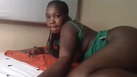 Snapshot of lovelymercy3 chatting on November 8, 7:34 pm lovelymercy3 online show from November 8, 7:34 pm