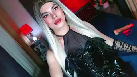 lovelymiss_shyna11 online show from October 16, 7:53 am