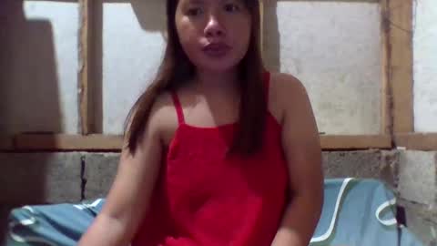 Snapshot of lovelymocha27 chatting on December 29, 4:05 am lovelymocha27s online show from December 29, 4:05 am
