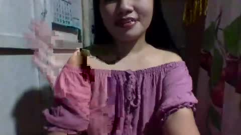 Snapshot of lovelymocha27 chatting on January 25, 10:51 am lovelymocha27s online show from January 25, 10:51 am