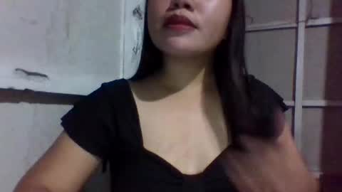 Snapshot of lovelymocha27 chatting on September 20, 10:27 am lovelymocha27s online show from September 20, 10:27 am