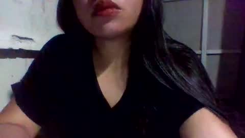 Snapshot of lovelymocha27 chatting on October 22, 3:01 pm lovelymocha27s online show from October 22, 3:01 pm