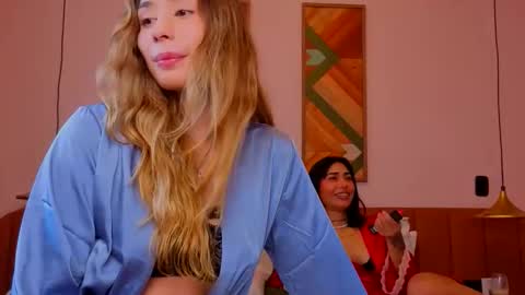lovelymoon_ online show from June 2, 10:12 pm