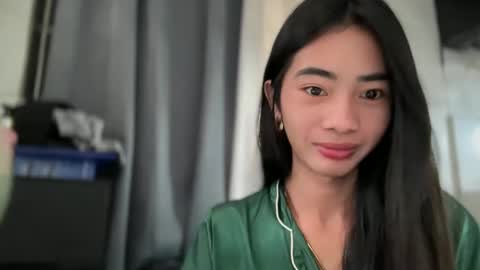 lovelyours_kishia online show from May 11, 2:50 am