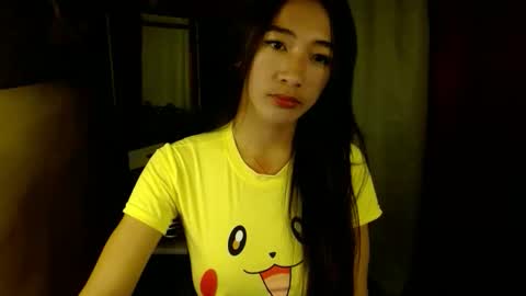 Snapshot of lovelypetite143 chatting on February 3, 12:10 pm lovelypetite143 online show from February 3, 12:10 pm