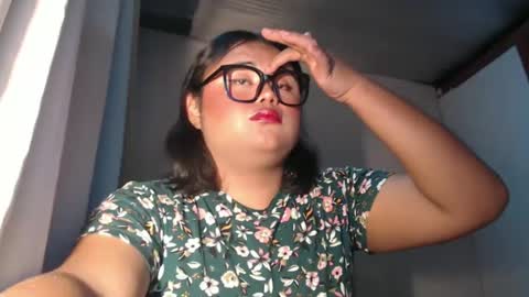 lovely online show from December 28, 7:22 pm