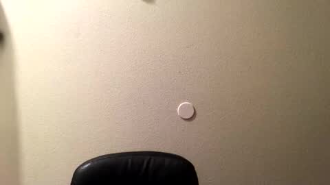 Queen Aria  online show from December 4, 5:55 pm