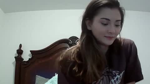 Queen Aria  online show from January 9, 8:32 pm